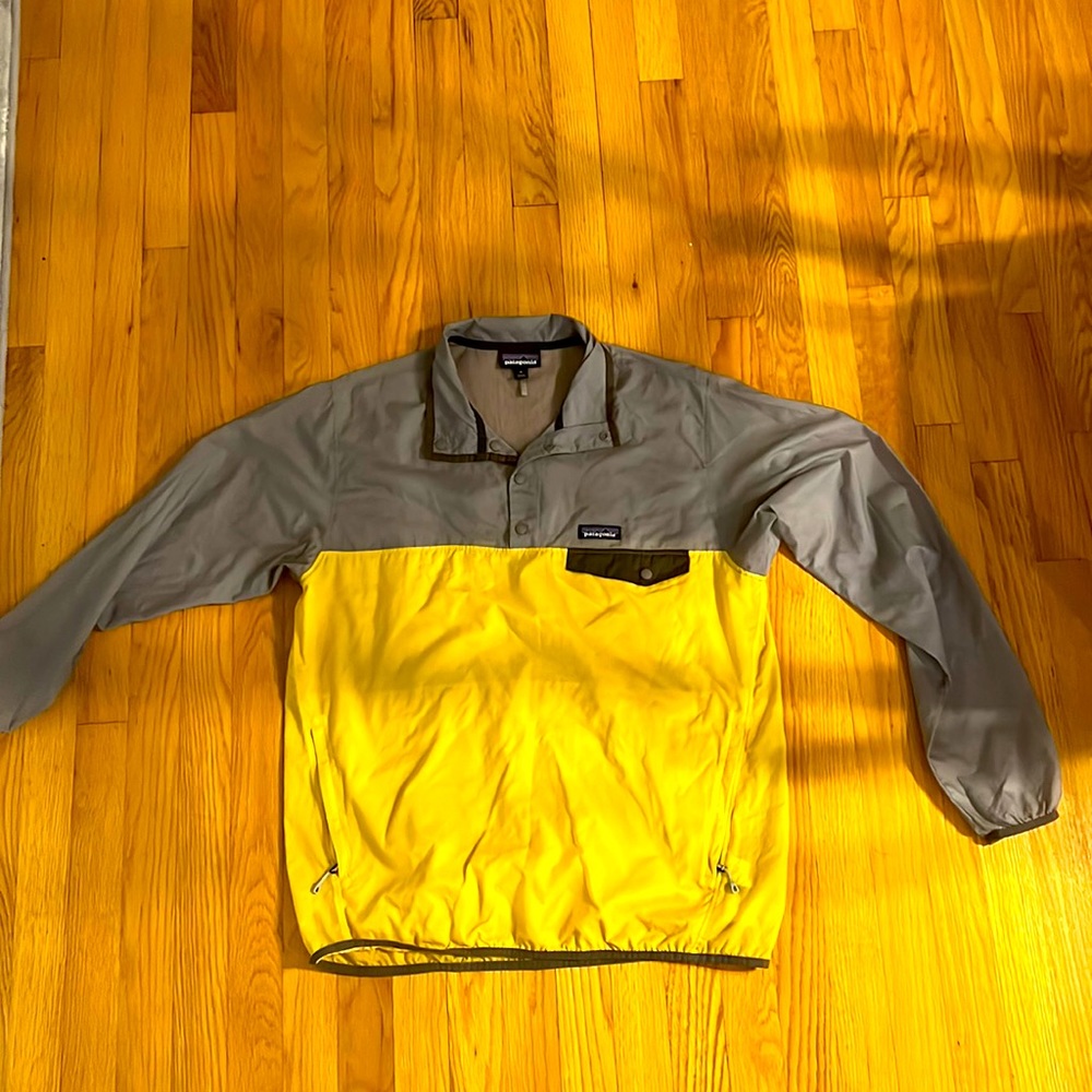 Packable Patagonia quarter zip!